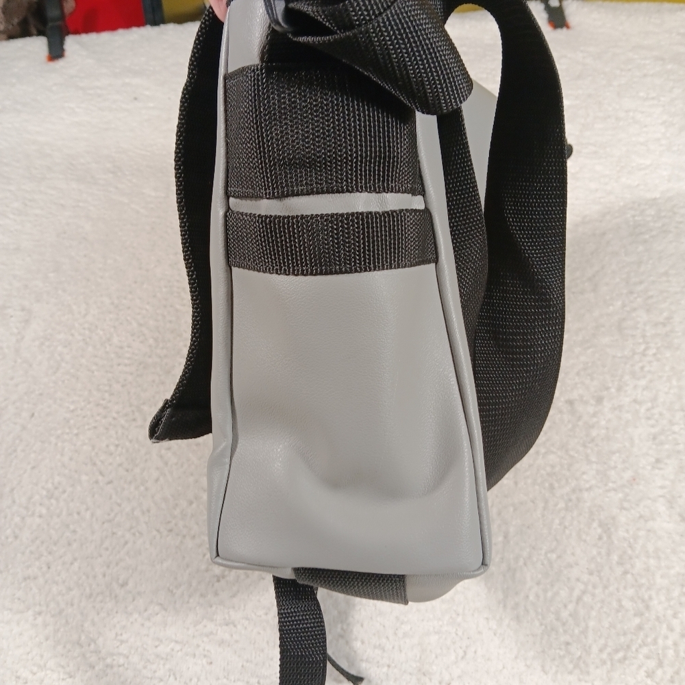 Holly Aiken Airborne Messenger Bag Gray Large Carryall Travel Diaper Vegan - Picture 8 of 15